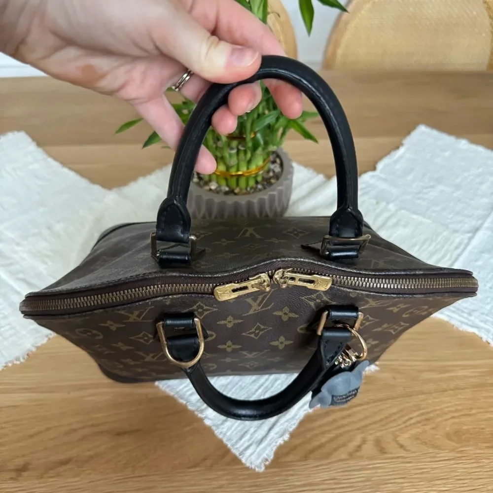 ✅AUTHENTIC✅LOUIS VUITTON ALMA PM